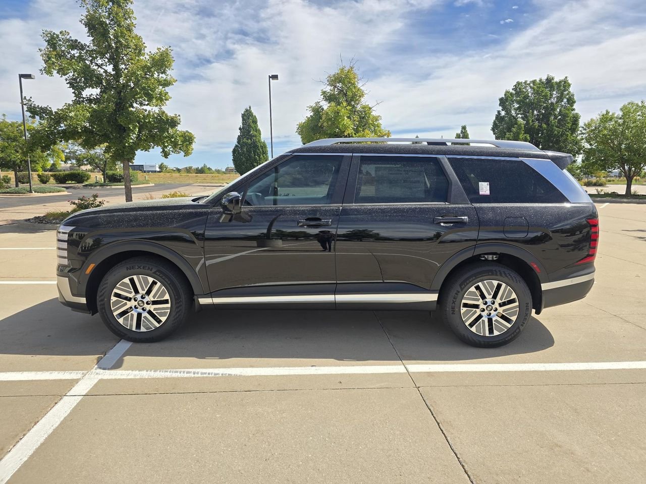 New 2027 Abyss Black Pearl Hyundai SEL Premium 7P image 2