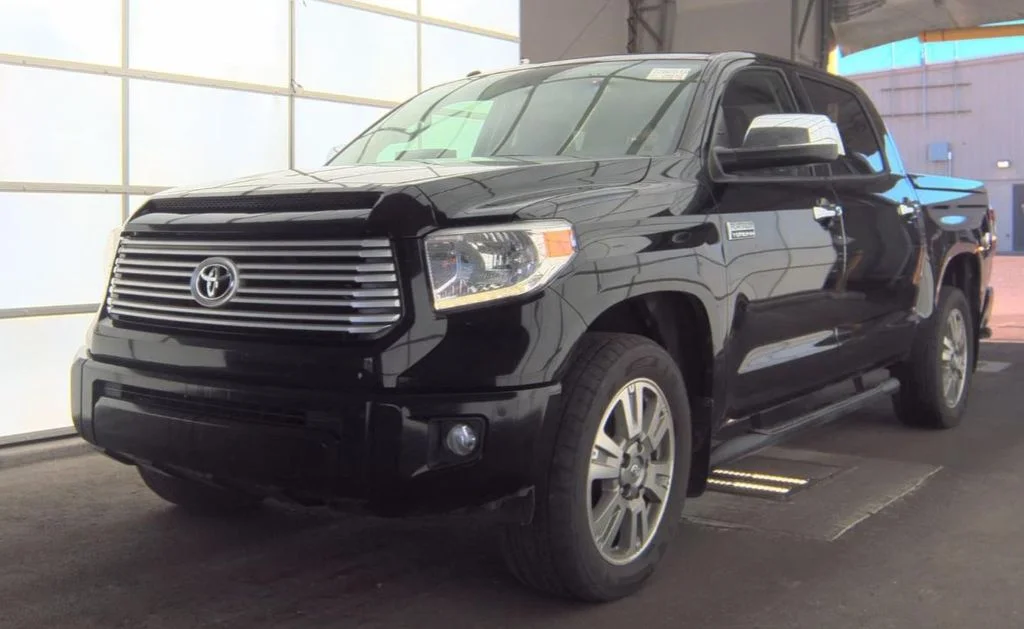 Used 2014 Black Toyota Platinum image 1