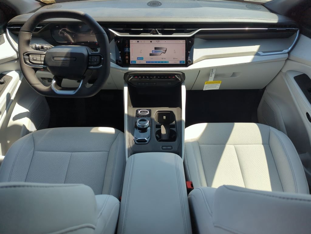 New 2026 Sting-Gray Clearcoat Jeep Laredo image 15