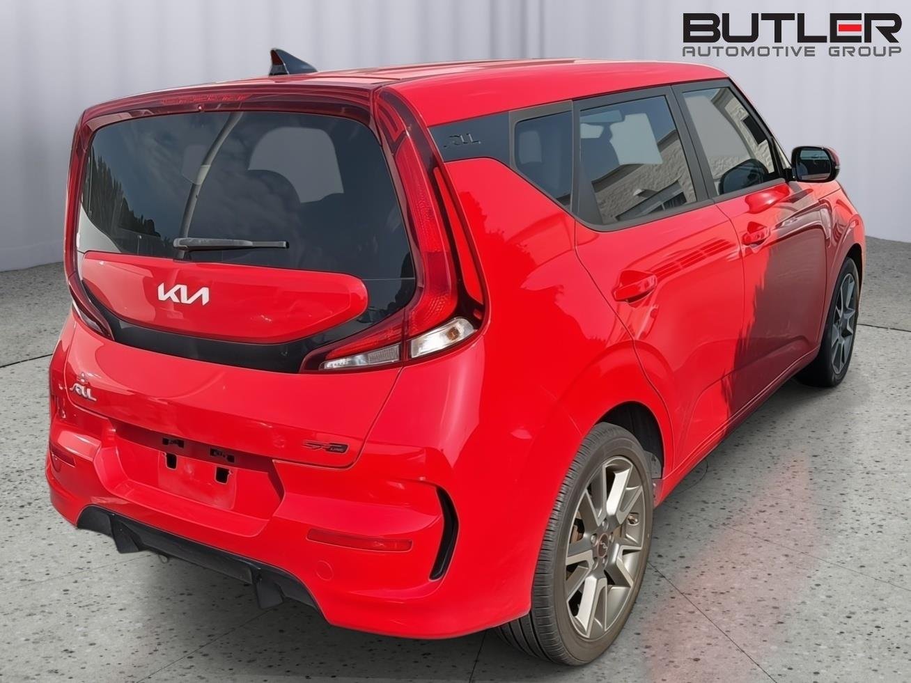 Used 2022 Inferno Red Kia GT-Line image 8