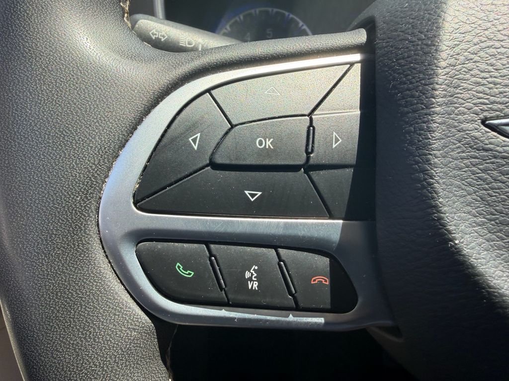 Used 2023 Black Chrysler Touring L image 29