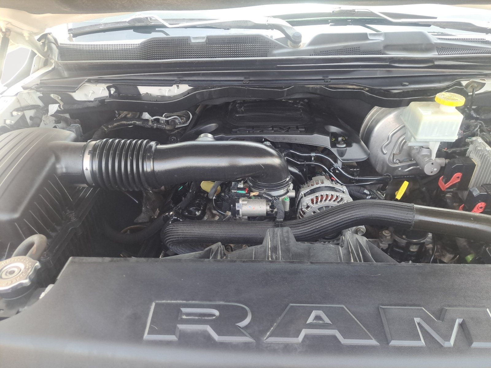 Used 2019 Bright White Clearcoat Ram Tradesman image 28