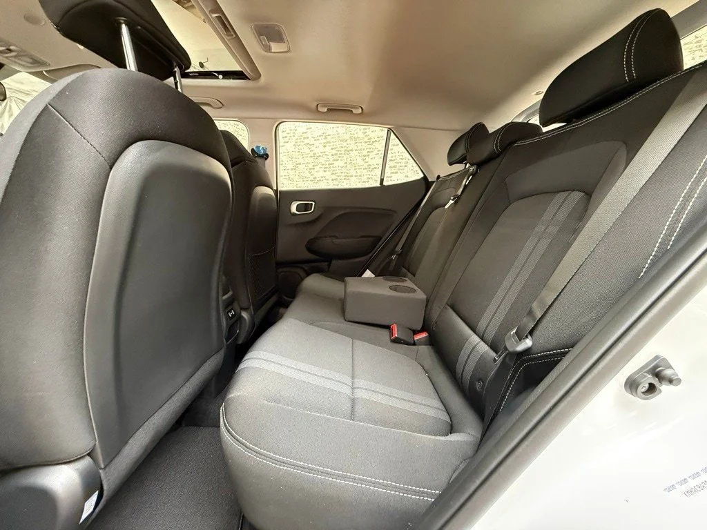 New 2026 Lunar White W/Black Roof Hyundai SEL image 9