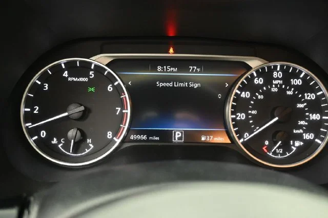 Used 2020 Blue Nissan SV image 30