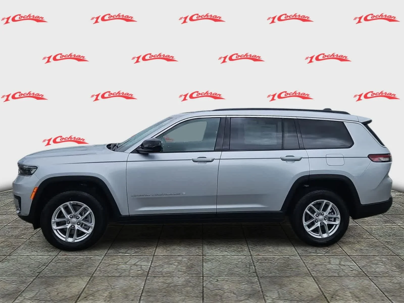 New 2026 Silver Zynith Jeep Laredo X image 2