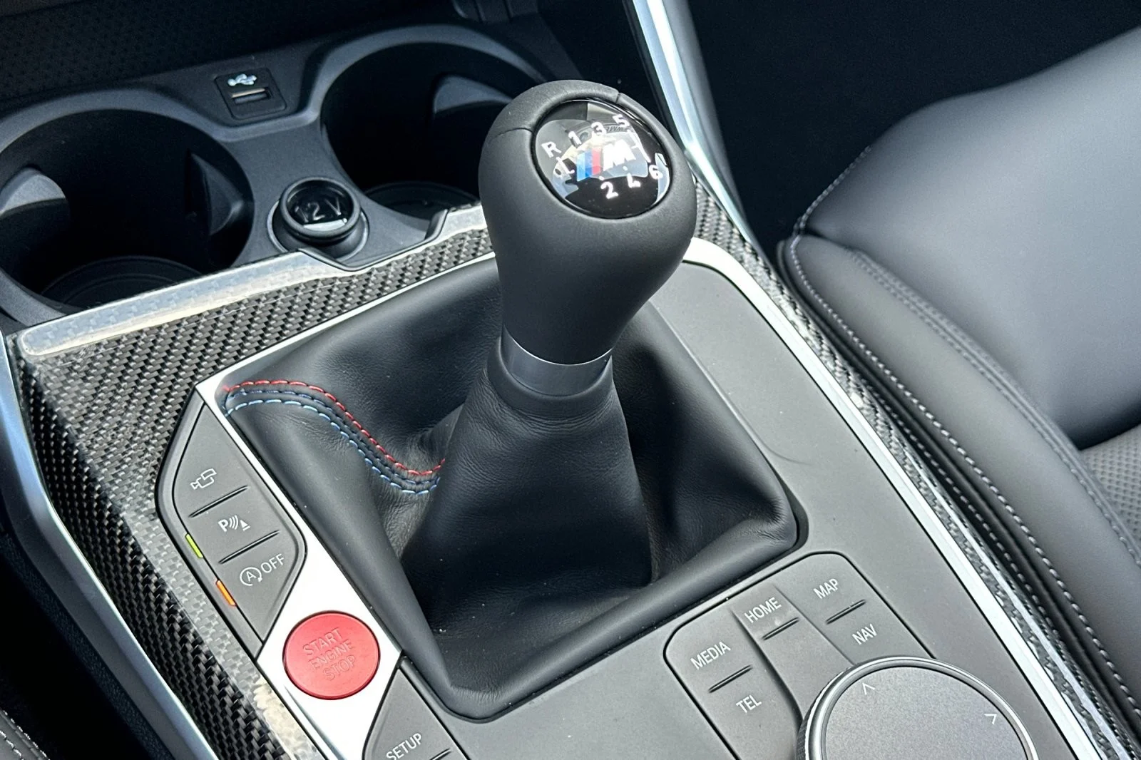 New 2027 Black Sapphire Metallic BMW  image 17