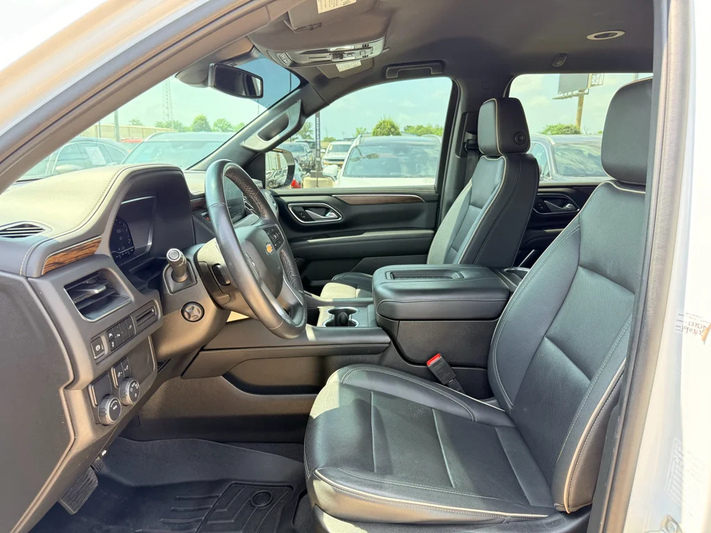 Used 2022 Summit White Chevrolet Premier image 11
