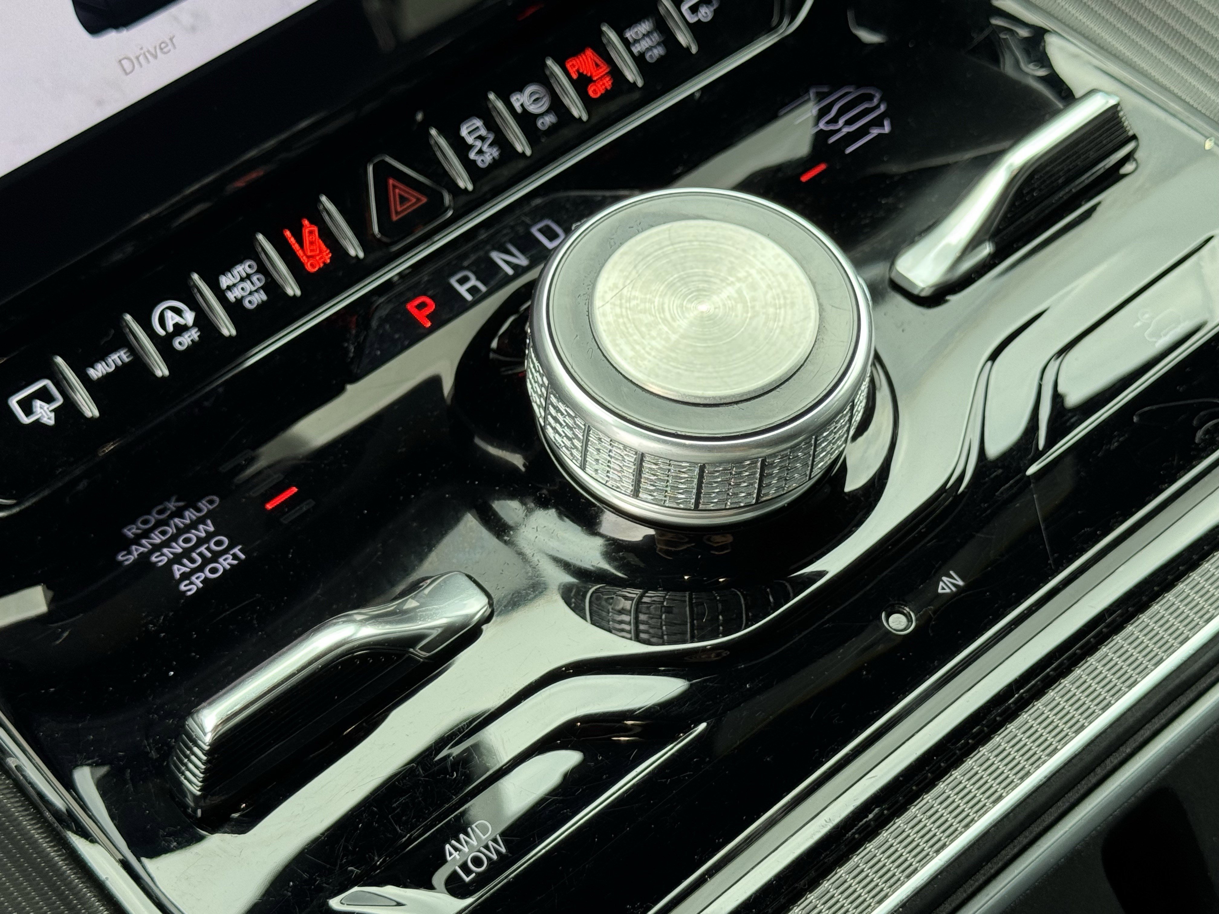 Used 2024 Midnight Sky Jeep Series II image 13
