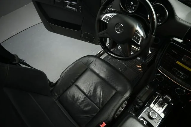 Used 2014 Black Mercedes-Benz G 550 image 40