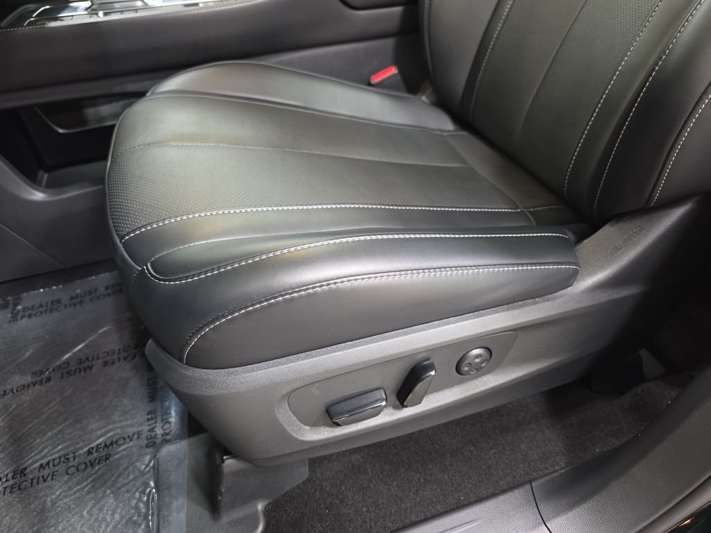 Certified Used 2023 Mineral Black INFINITI PURE image 26
