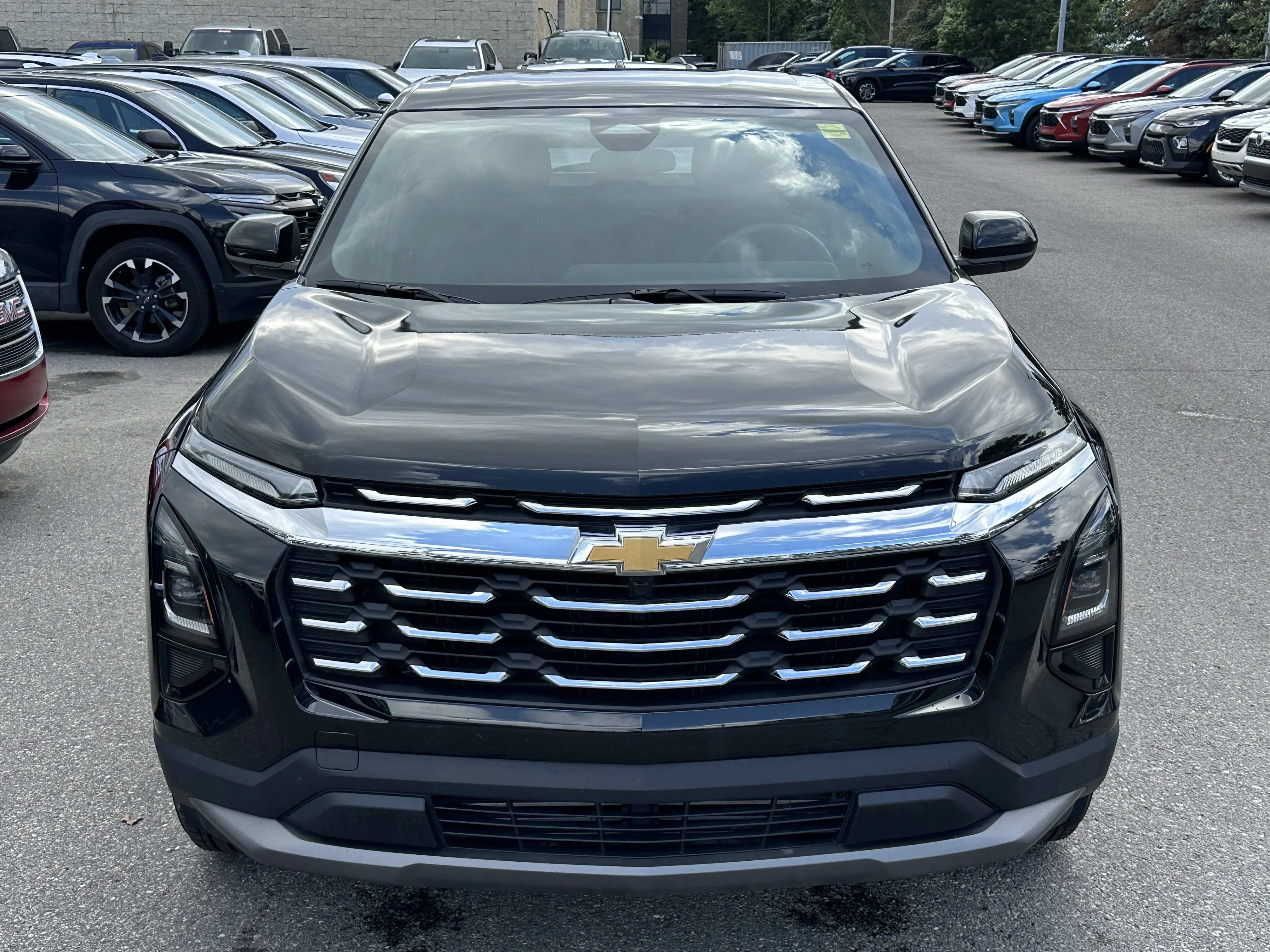 Certified Used 2026  Chevrolet AWD LT image 2