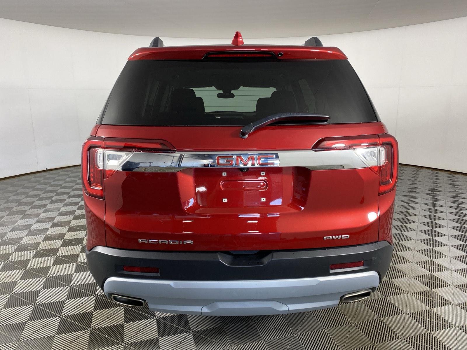 Used 2023 Volcanic Red Tintcoat GMC SLE image 6