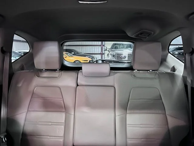 Used 2020 White Honda EX-L image 13
