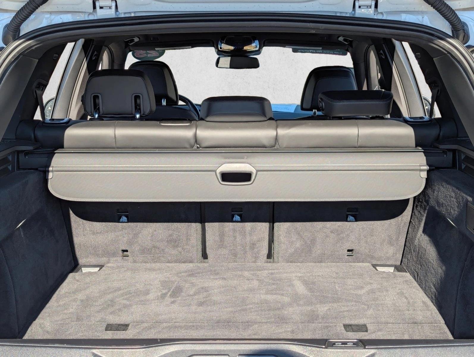 2025 BMW X5 50e - Photo 6