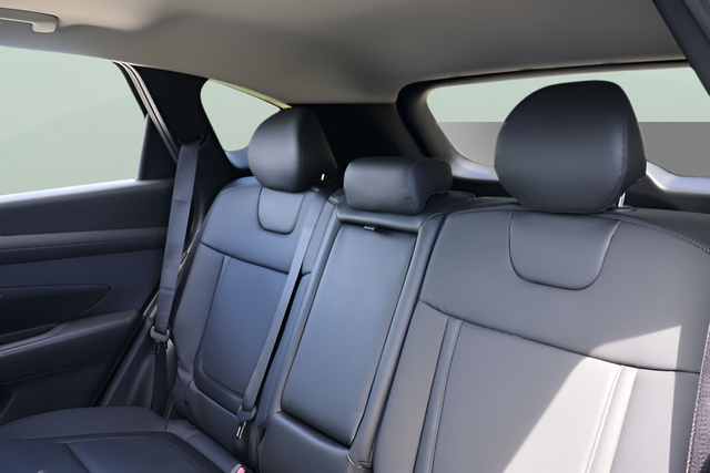 2025 Hyundai Tucson SEL Convenience - Photo 16
