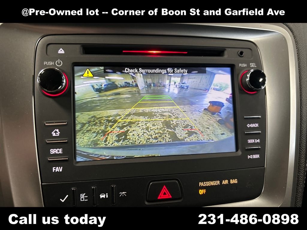 Used 2014 Silver GMC SLE-2 image 23