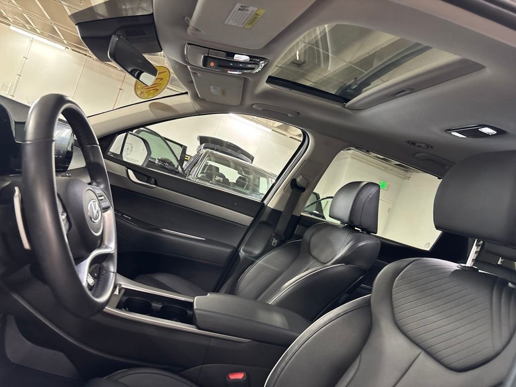Used 2024 White Hyundai XRT image 30