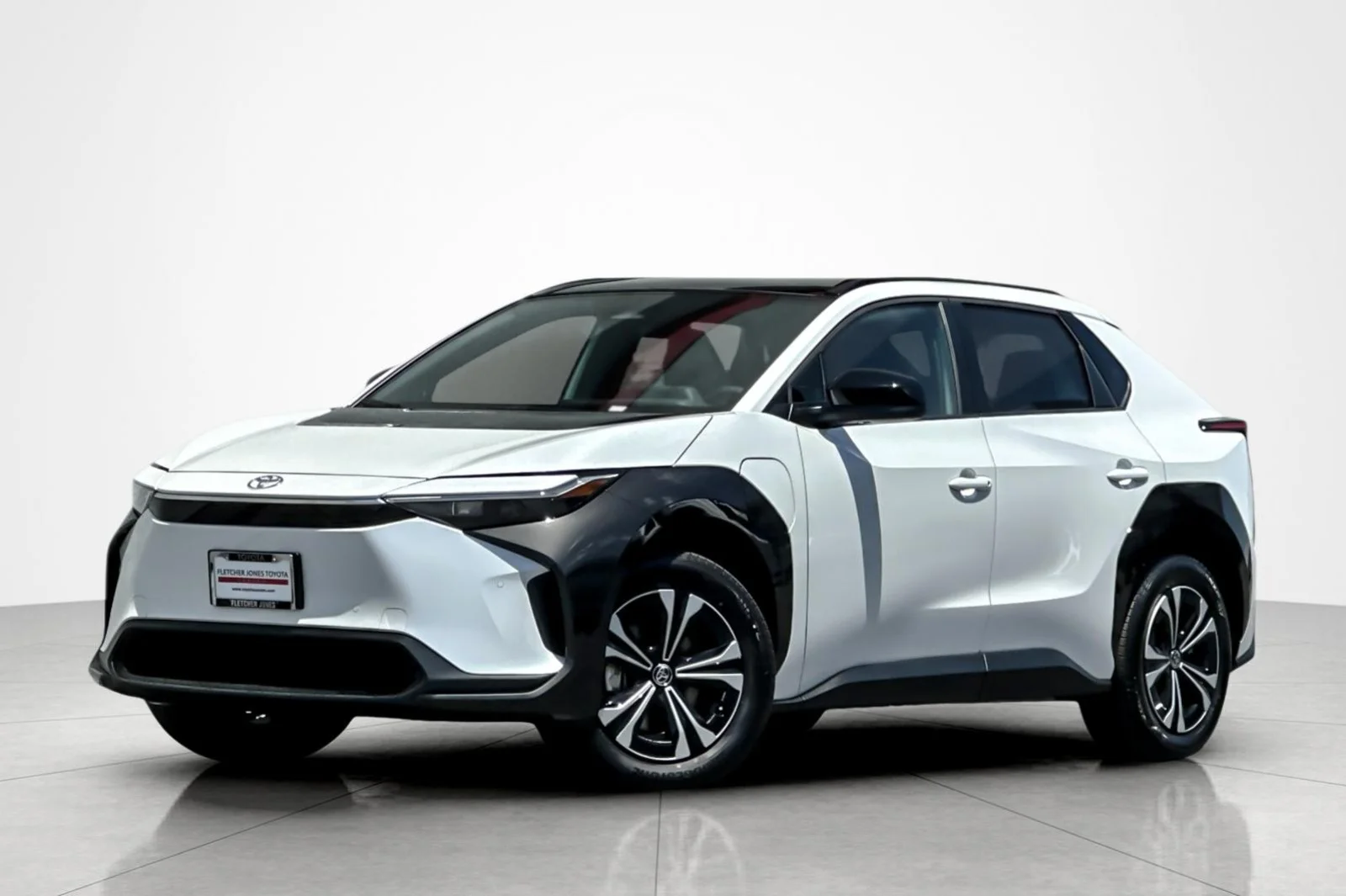 2024 Toyota bZ4X XLE FWD's photo