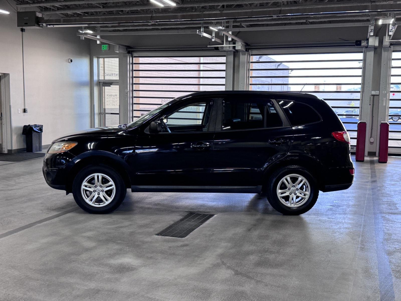 Used 2011 Hyundai Santa Fe GLS with VIN 5XYZG3AB2BG078202 for sale in Murray, UT