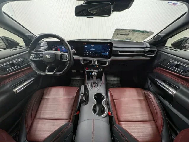 2025 Ford Mustang GT Premium Convertible - Photo 14