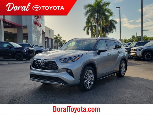 2024 Toyota Highlander Platinum