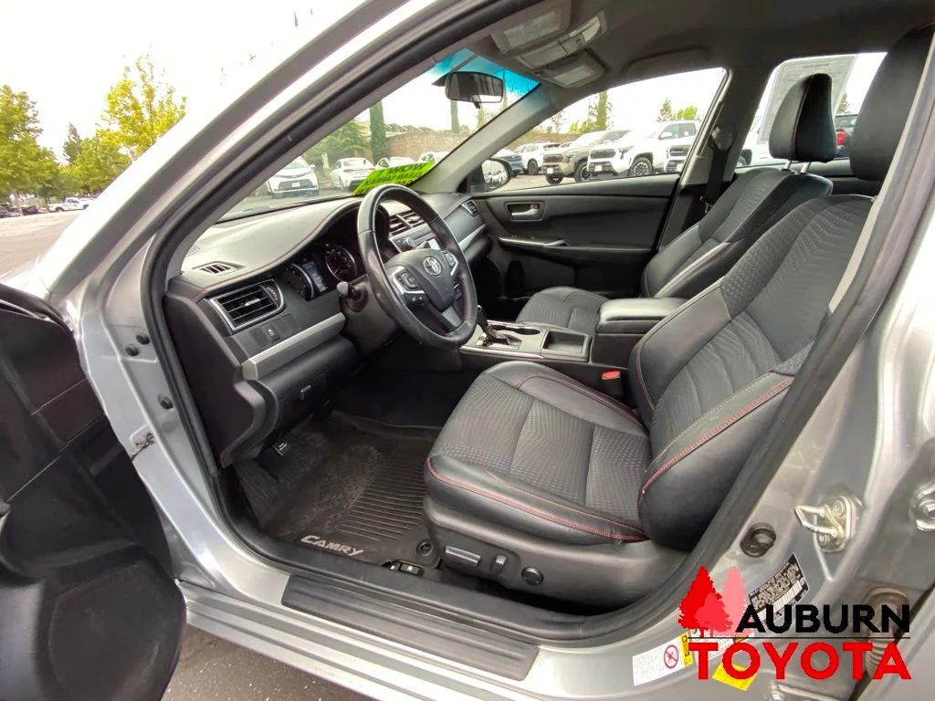 Used 2015 Celestial Silver Metallic Toyota SE image 28