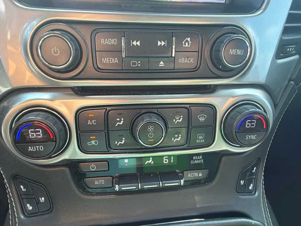 Used 2020 Gray Chevrolet Premier image 11