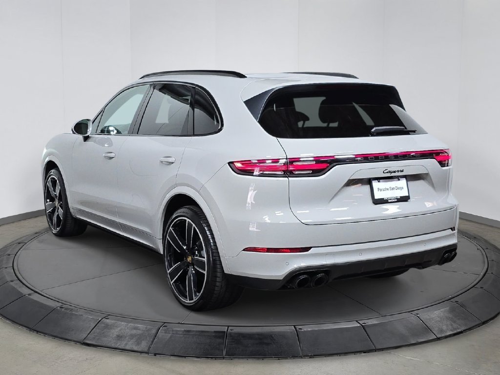 Used 2022  Porsche Platinum Edition image 3
