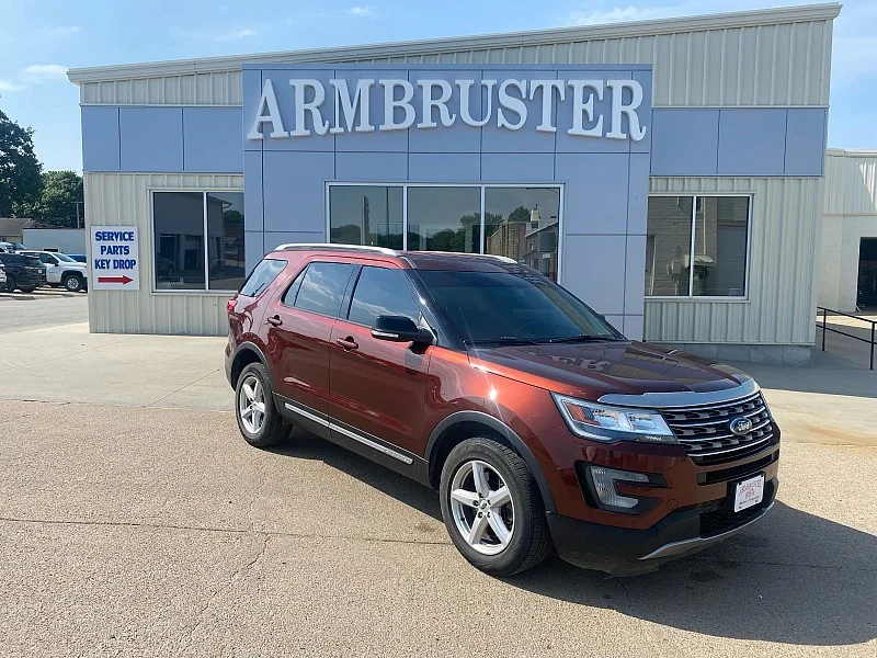 2016 Ford Explorer XLT 4WD's photo