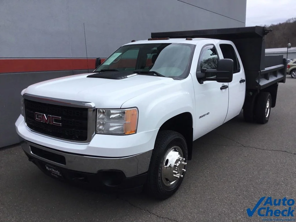 Used 2013 White GMC Work Truck image 16