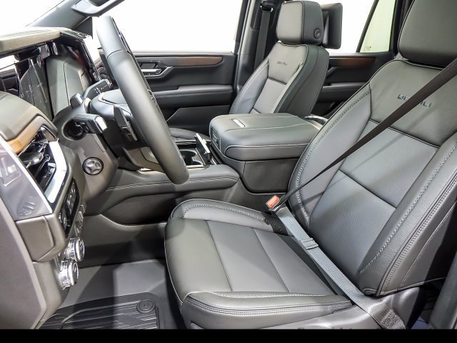 2027 GMC Yukon Denali - Photo 9