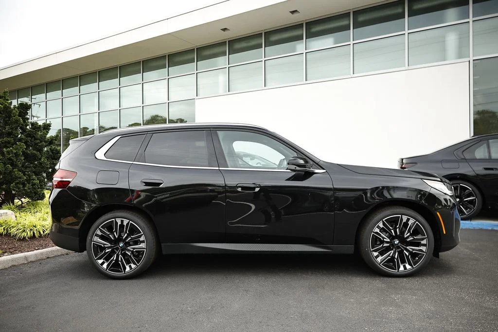 New 2026 Black Sapphire Metallic BMW 30 xDrive image 4