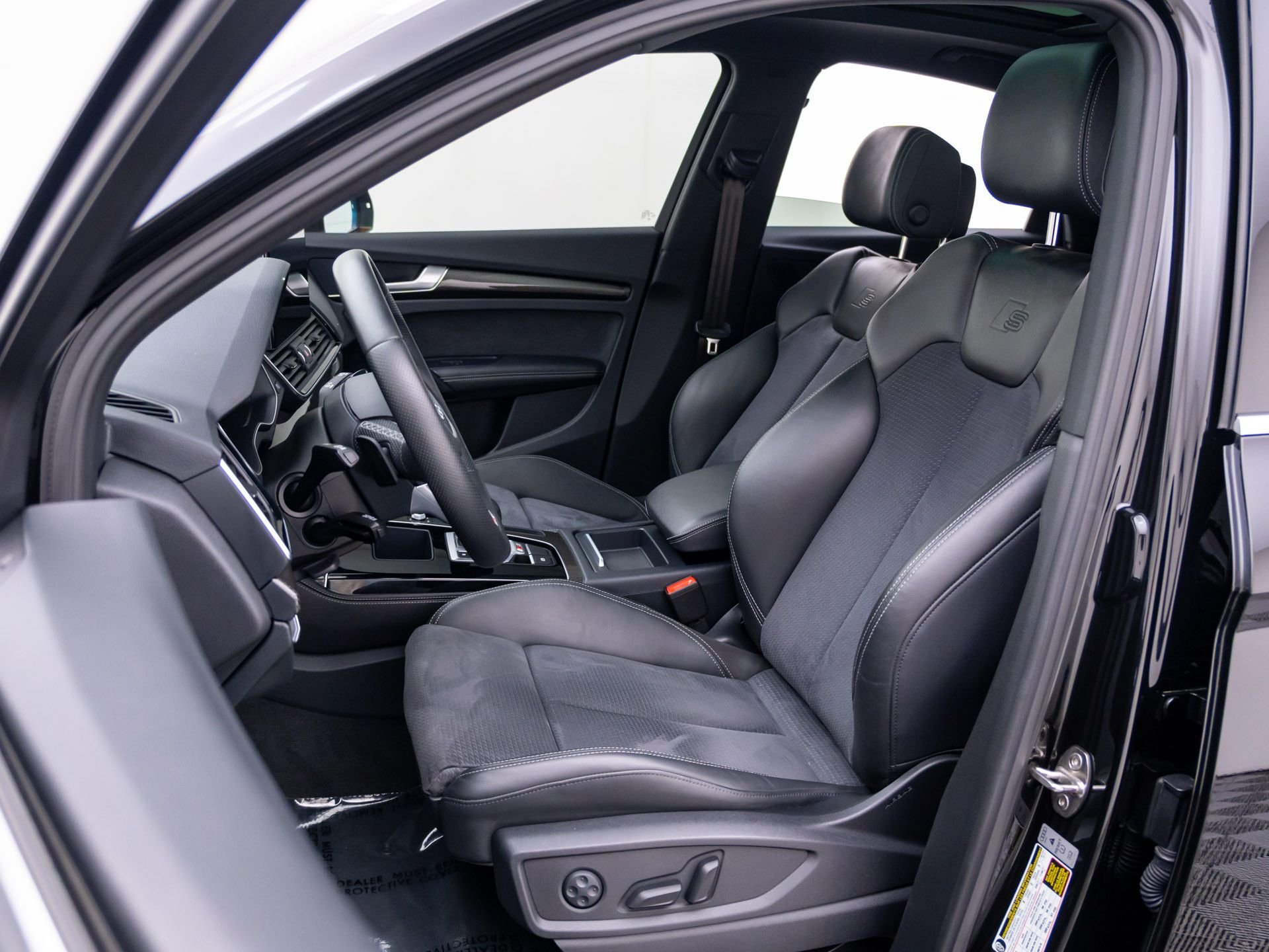 Used 2022 Black Audi Premium Plus image 16