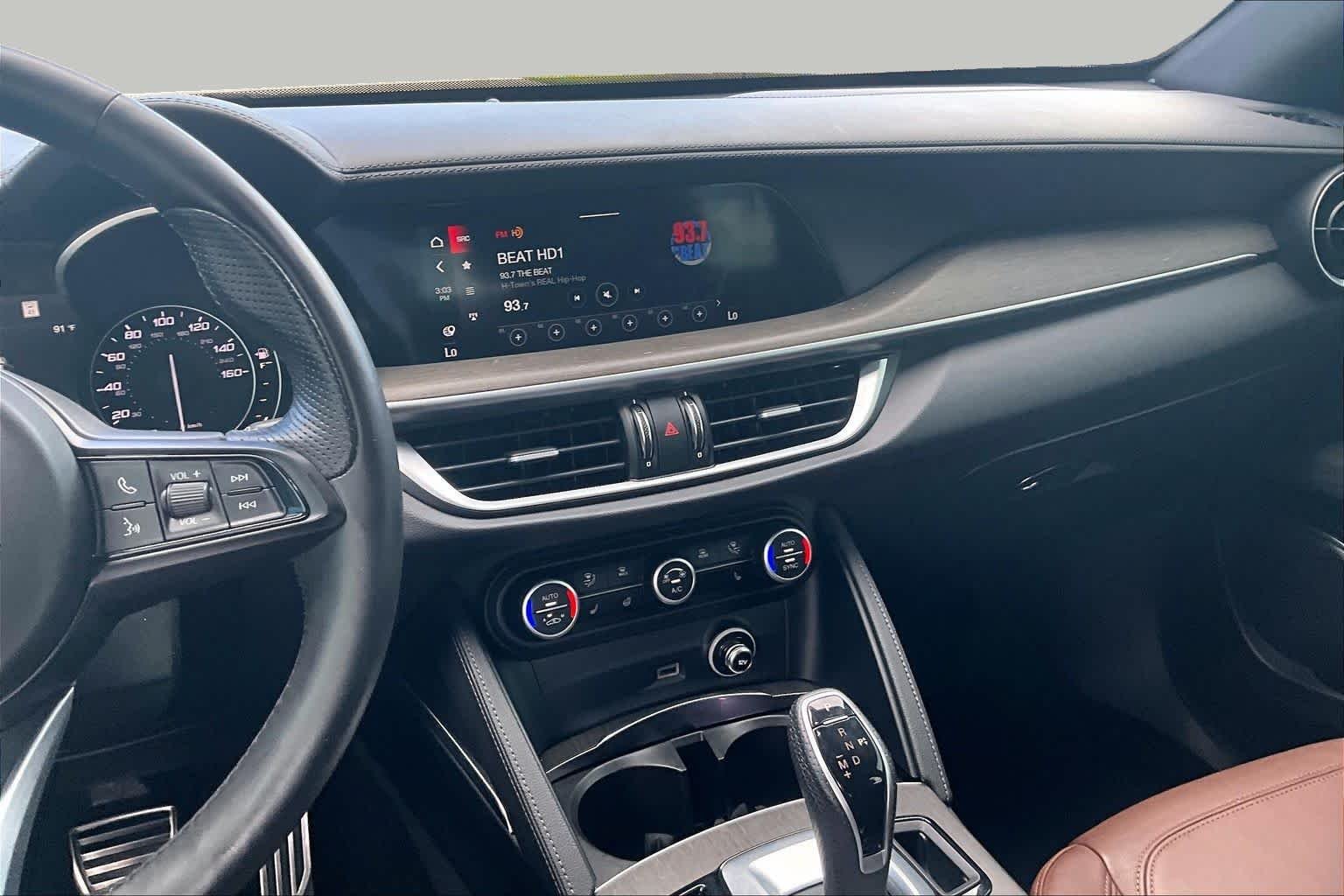 Pre-Owned 2022 Alfa Romeo Stelvio Ti