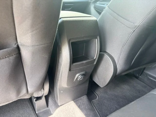 Used 2014 Red Ford SE image 31