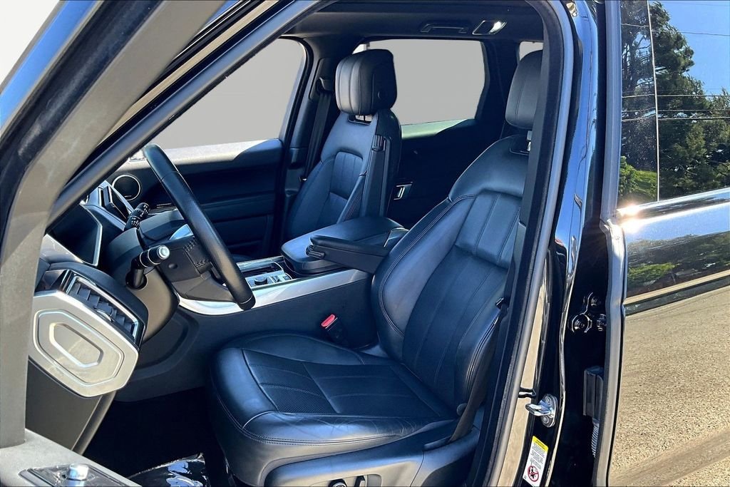Used 2020  Land Rover HSE image 22
