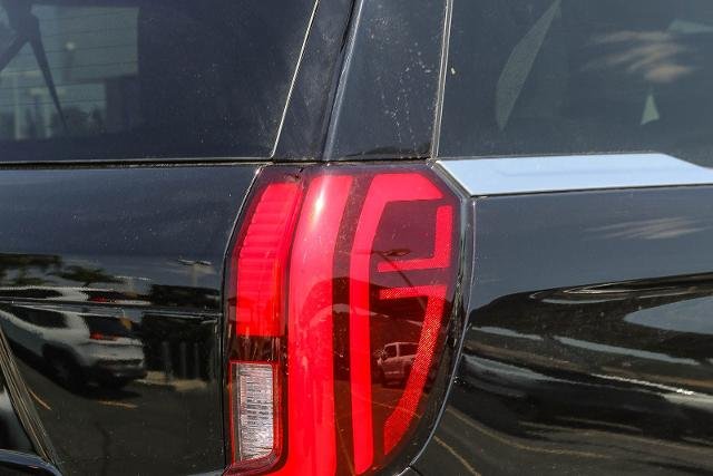 New 2027 Agate Black Metallic Ford MAX Platinum image 44