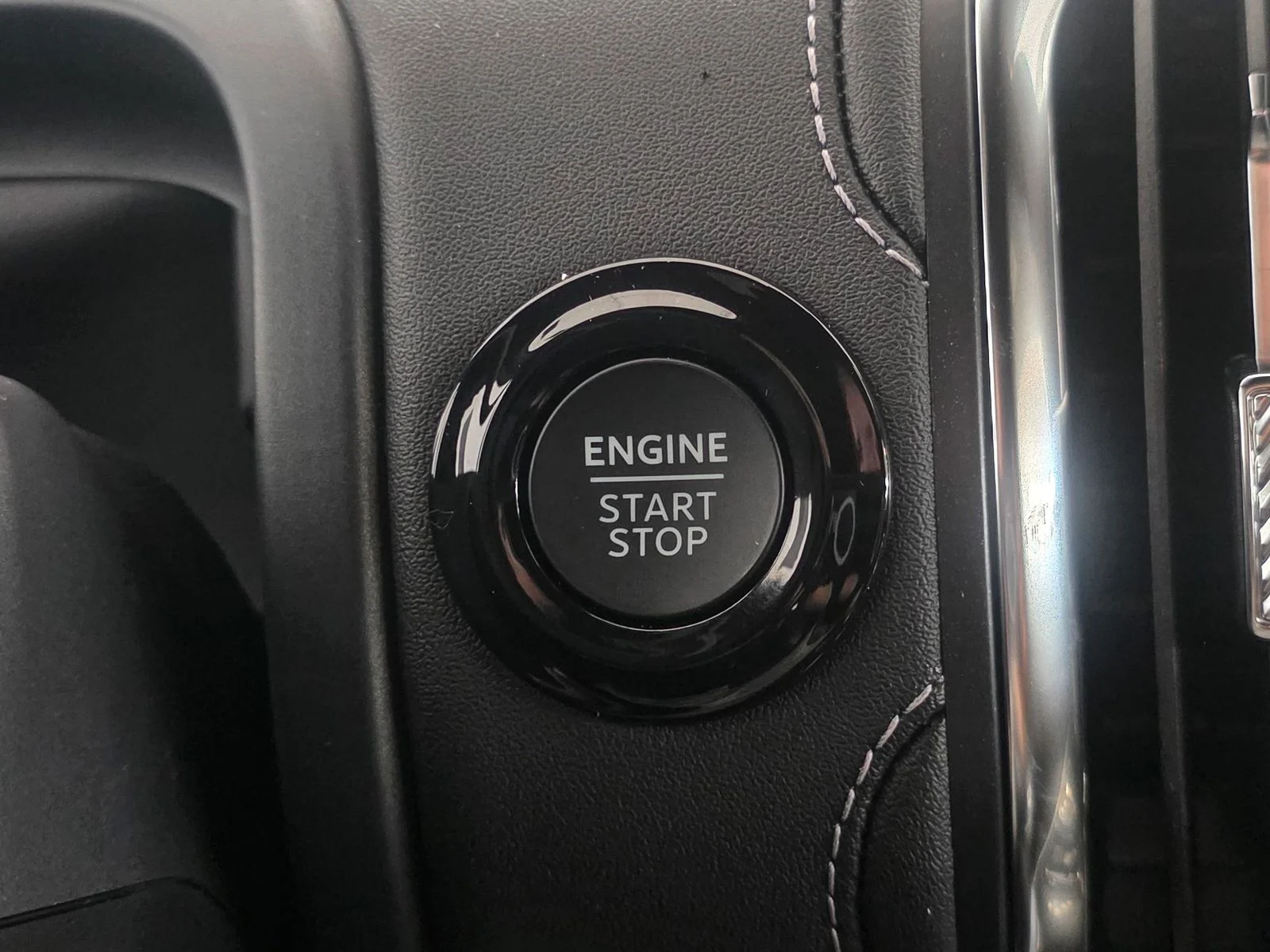 New 2026 White Ford Platinum image 38