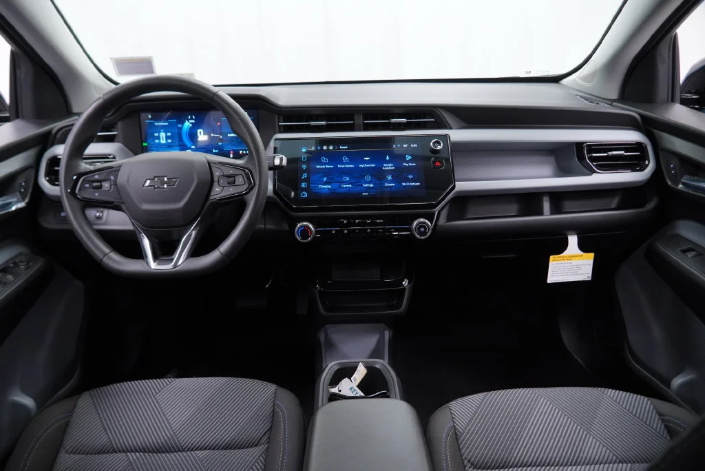 New 2027 Marina Blue Metallic Chevrolet LT image 8