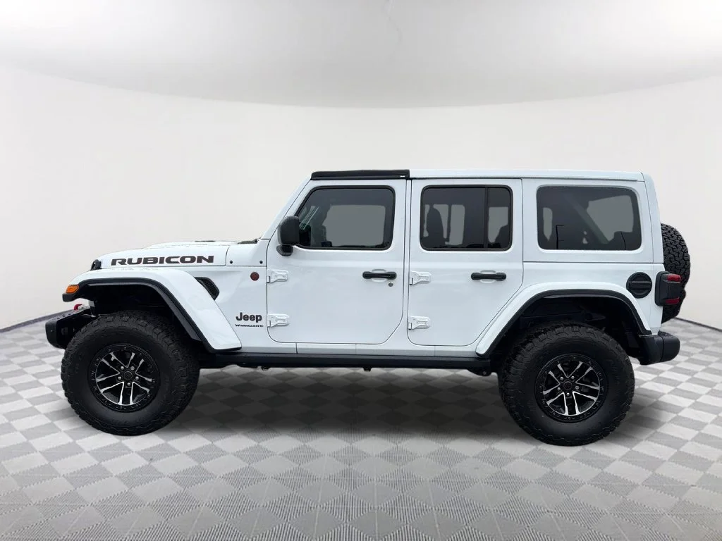 Used 2024 White Jeep Rubicon X image 8