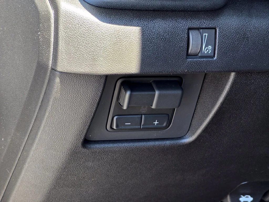 New 2026 Silver GMC Elevation image 35
