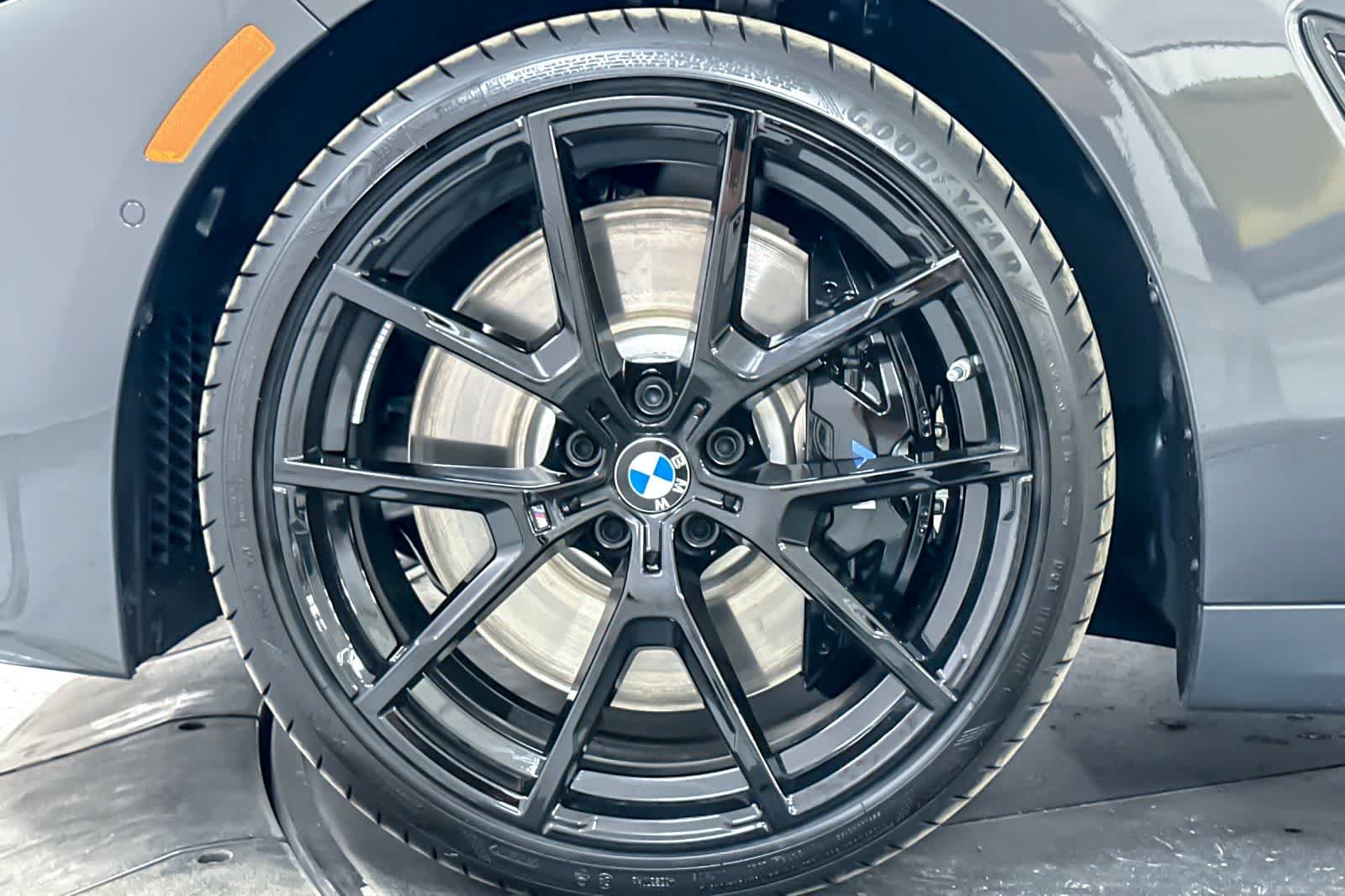 2026 BMW 8 Series 840i - Photo 24