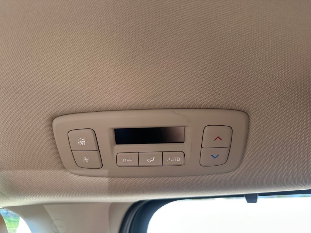 Used 2024 Blue Kia EX image 47