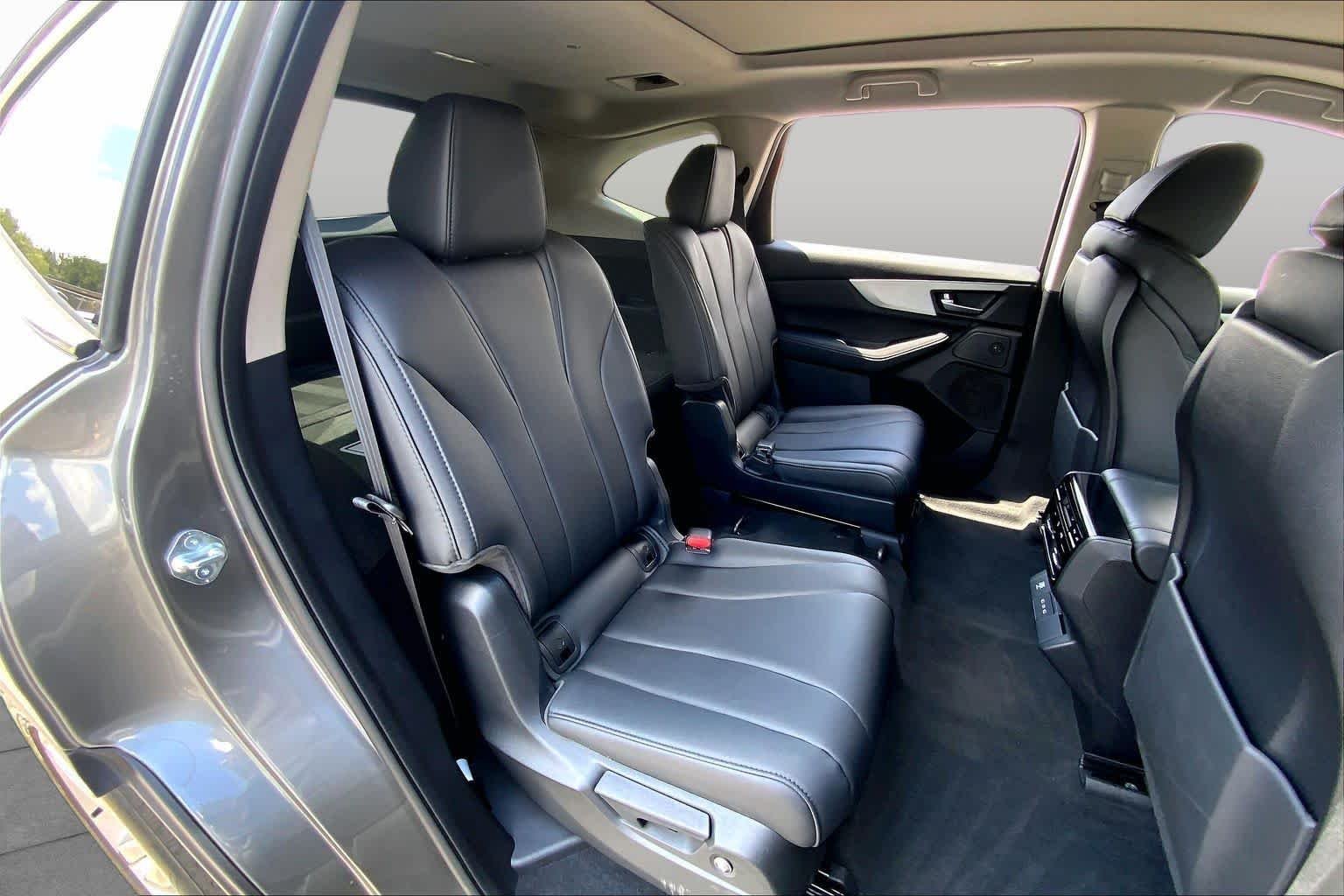 Used 2025 Liquid Carbon Metallic Acura  image 20