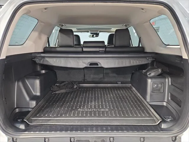 Certified Used 2024 ICE CAP Toyota  image 18