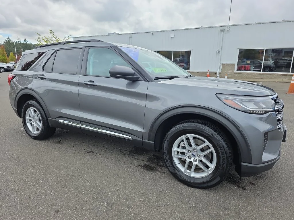 2025 Ford Explorer
