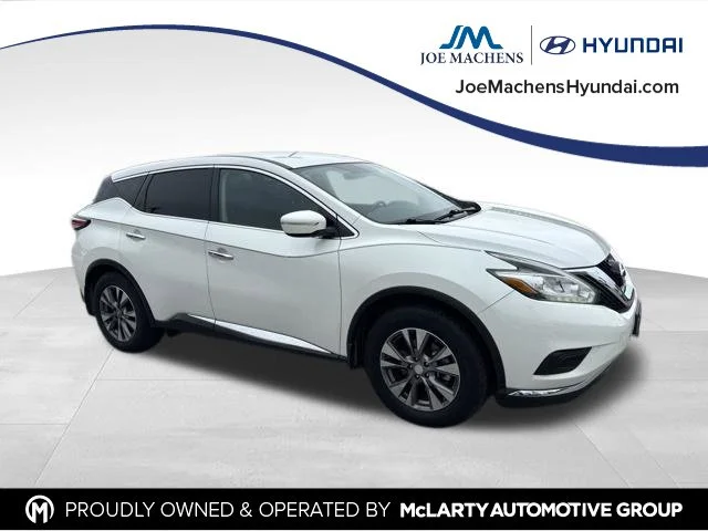 Used 2015 White Nissan S image 3