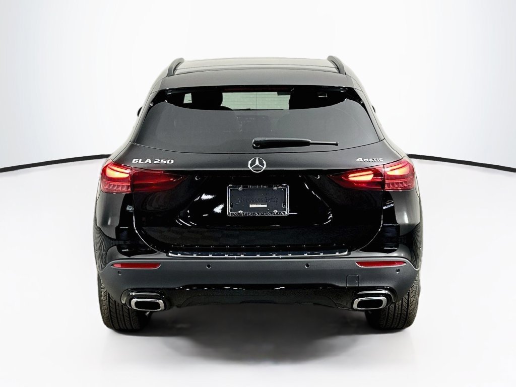 New 2026 Night Black Mercedes-Benz GLA 250 image 36