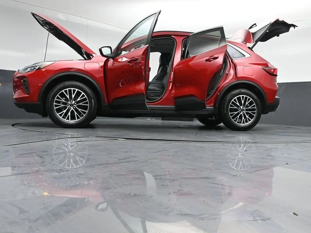 Certified Used 2025 Rapid Red Metallic Tinted Clearcoat Ford Base image 53