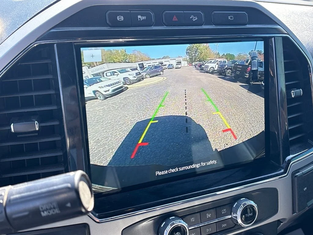 Used 2022 Black Ford Lariat image 35